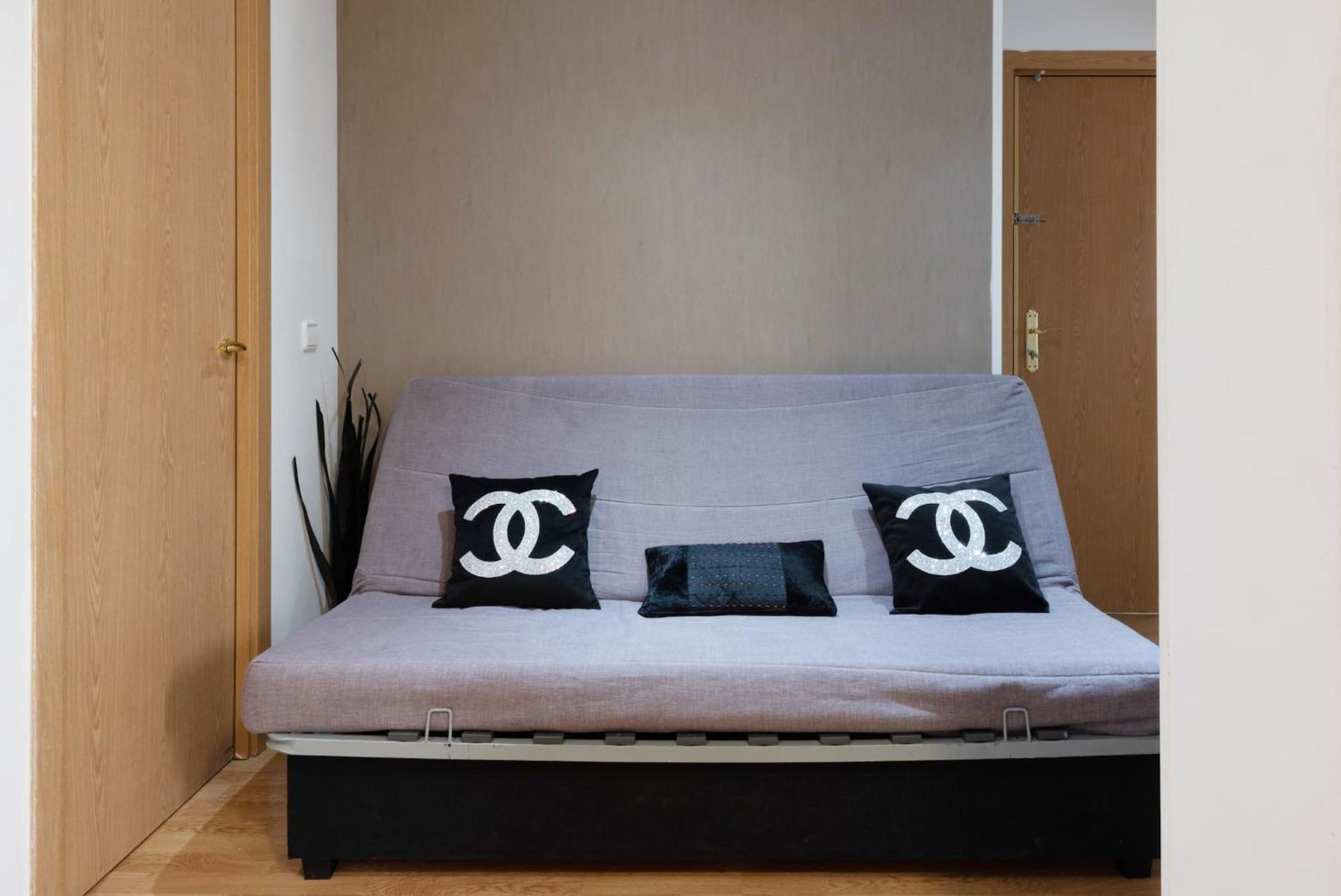 Apartamentos Day Madrid Ildefonso Centro Gran Via Sol Malasana Εξωτερικό φωτογραφία