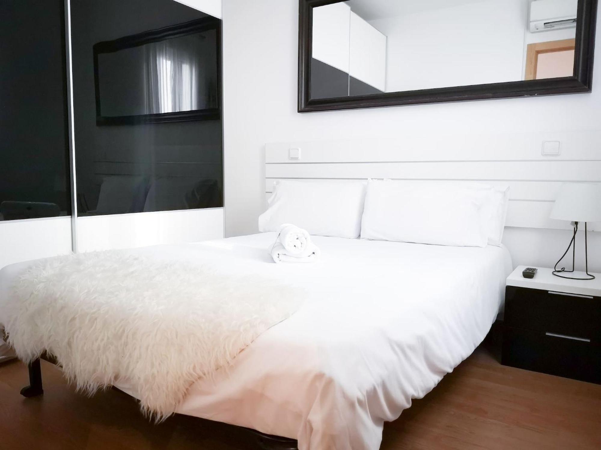 Apartamentos Day Madrid Ildefonso Centro Gran Via Sol Malasana Εξωτερικό φωτογραφία