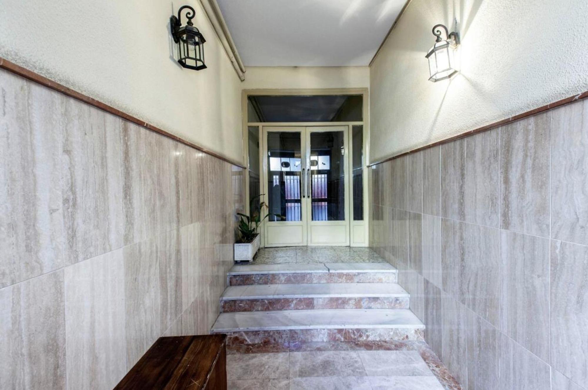 Apartamentos Day Madrid Ildefonso Centro Gran Via Sol Malasana Εξωτερικό φωτογραφία
