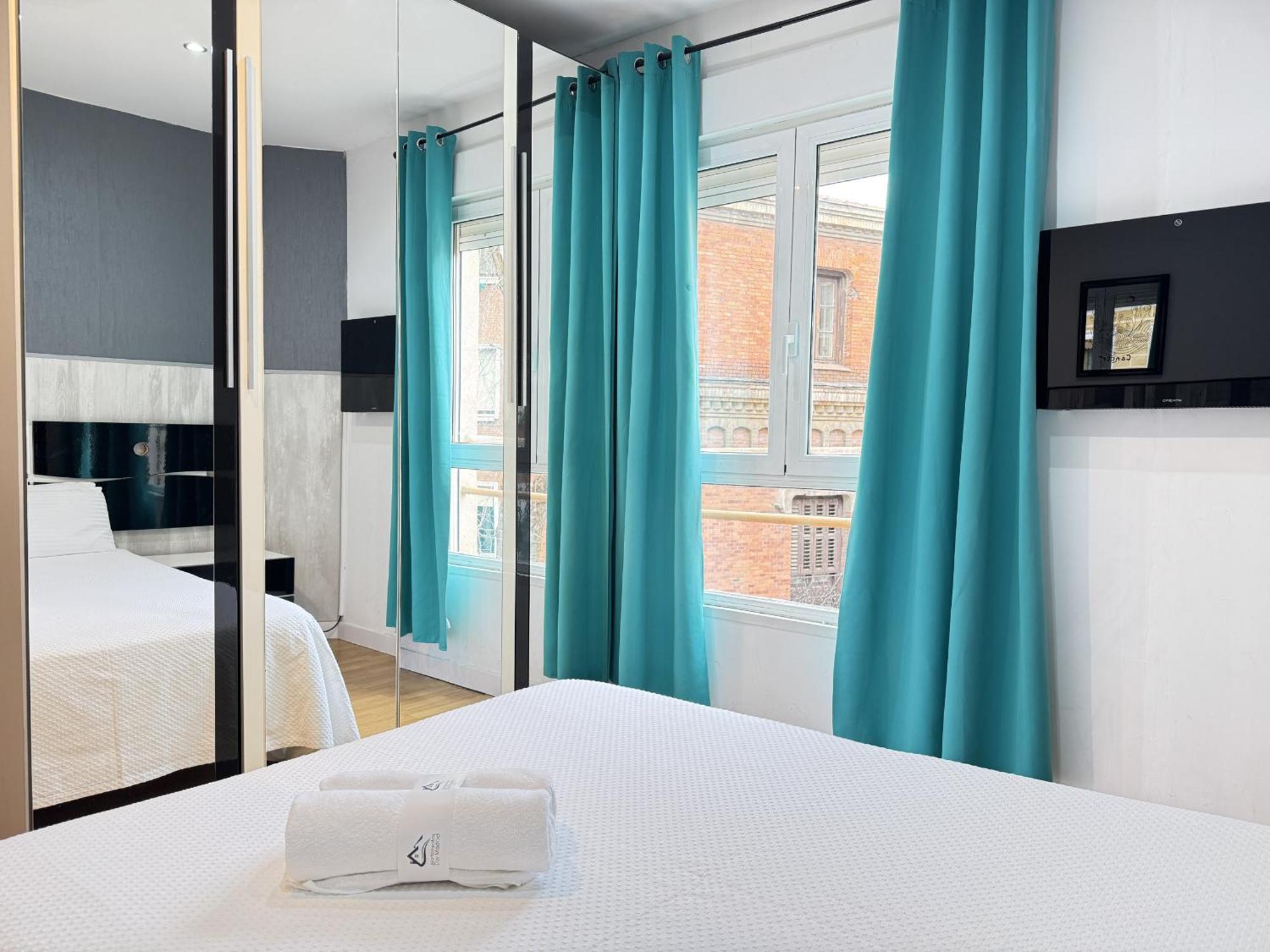 Apartamentos Day Madrid Ildefonso Centro Gran Via Sol Malasana Εξωτερικό φωτογραφία